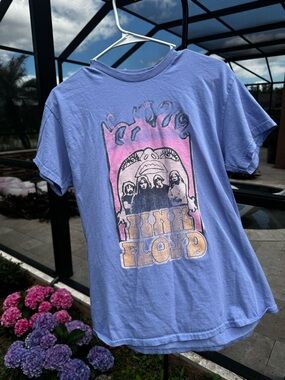 Pink Floyd Graphic Tee in Lavender and Pink
